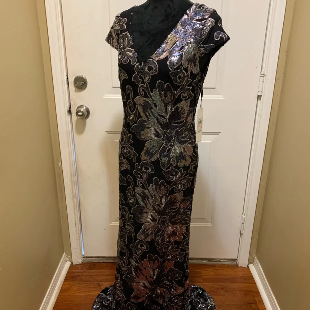 CK Dress 10 - Picture 4 of 16